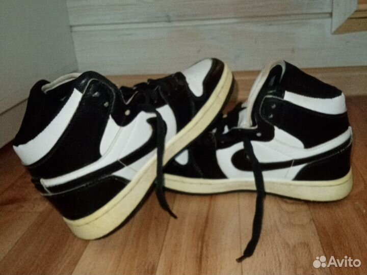 Кроссовки Nike air jordan