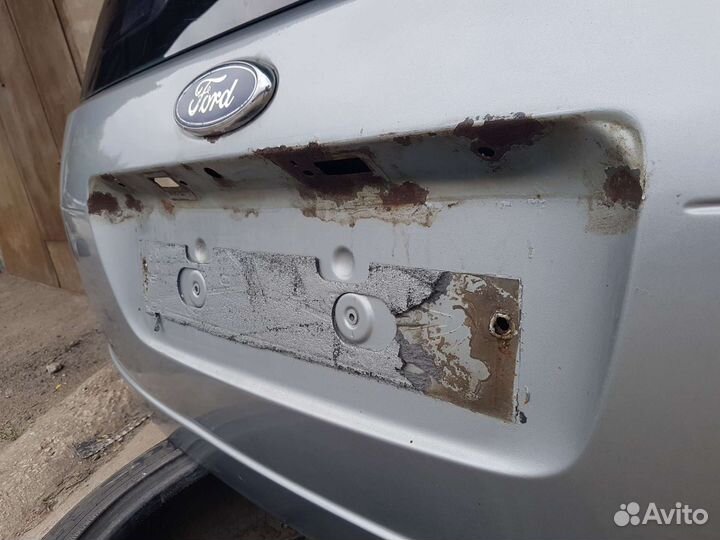 Крышка багажника ford C-MAX