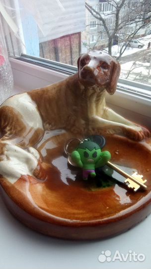 Подставка под ключи керамика охотничья собака