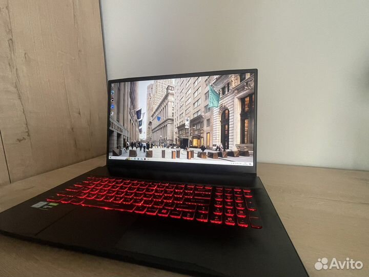 Игровой ноутбук MSI GF 75 Thin