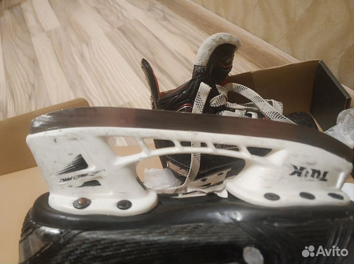 Продам детские коньки vapor 1 x,размер 9 Y