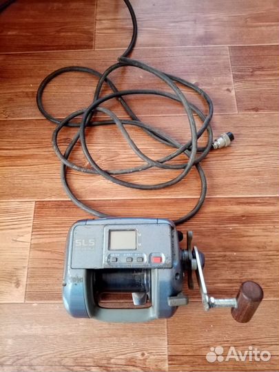 Электрокатушка Shimano 3000