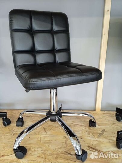 Стул для мастера