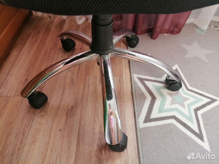 Стул компьютерный