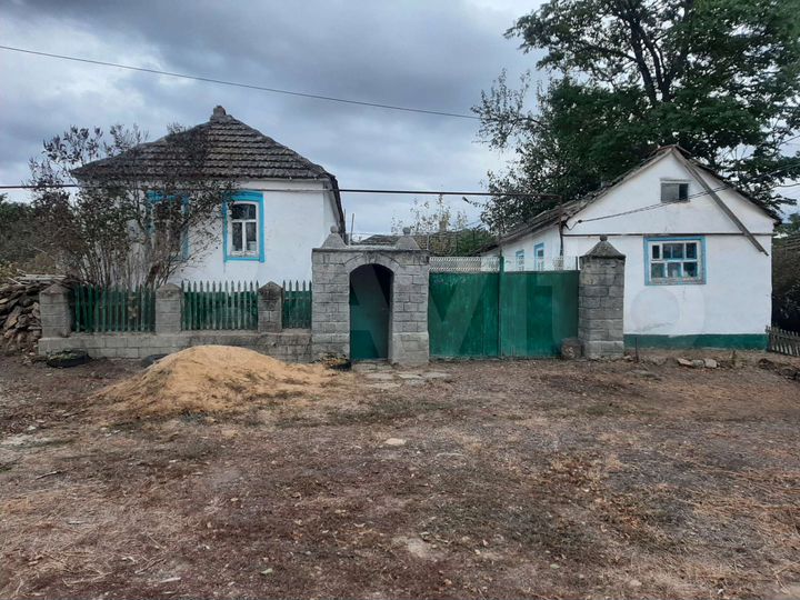 Дом 37 м² на участке 18 сот.