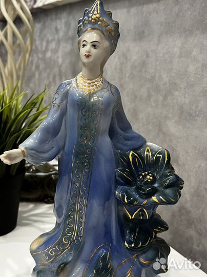 Статуэтка Хозяйка медной горы гжель