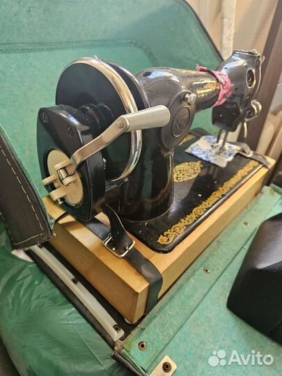Швейная машинка