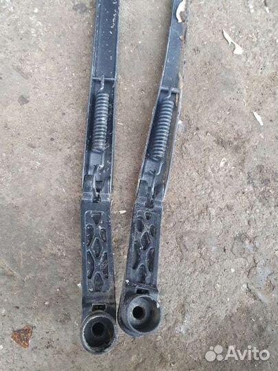 Мазда сх 7. Авторазборка. Поводки дворников