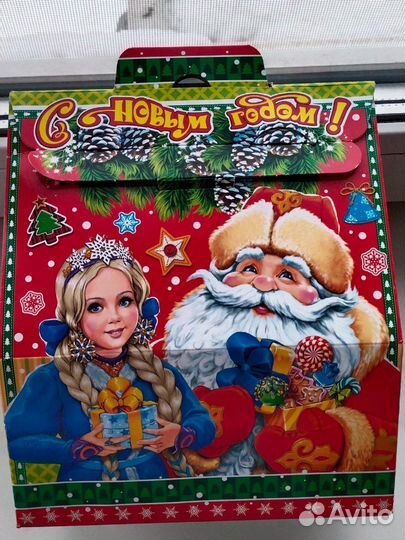 Подарочные коробки