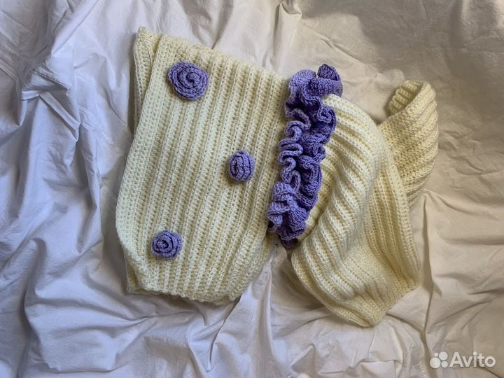 Вязаный кардиган с воланами