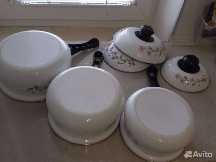 Набор эмалированных кастрюль Югославия 80 годы