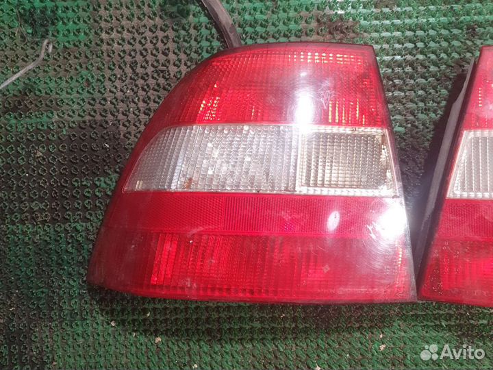 Фонарь задний Опель Вектра Б