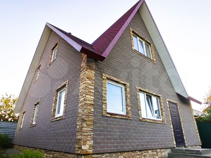 Дом 112 м² на участке 4 сот.