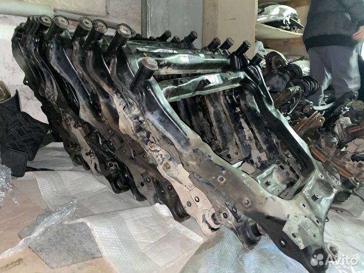 Подрамник Nissan x trail t31