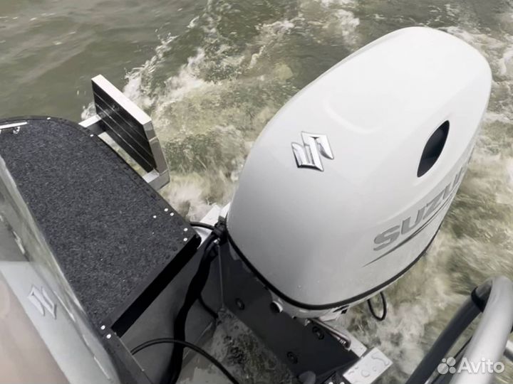 Моторный катамаран BRO pontoon 65