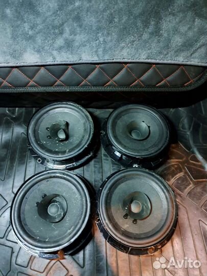 Колонки на фольцваген поло