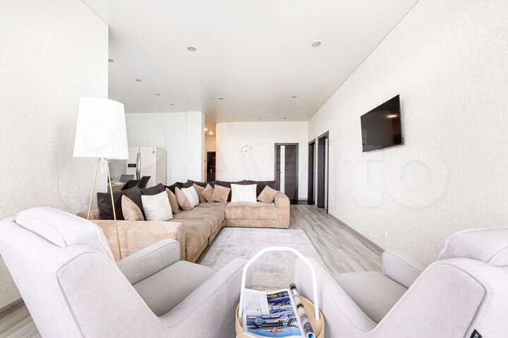 3-к. квартира, 102,5 м², 12/19 эт.