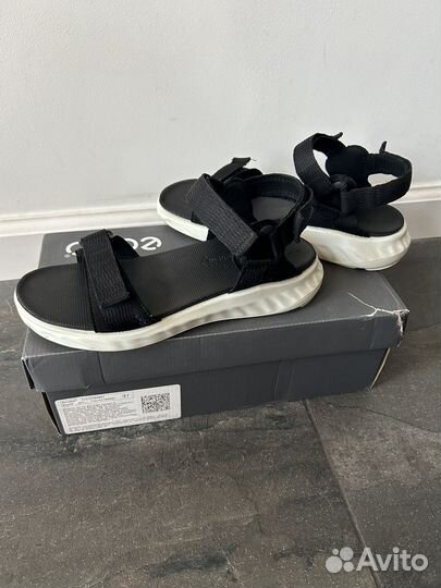 Сандалии ecco 37