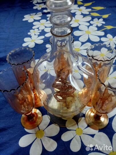 Графин и пять рюмочек