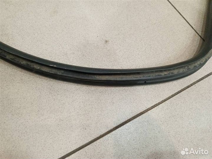 Уплотнитель проема двери задний левый Lifan Smily