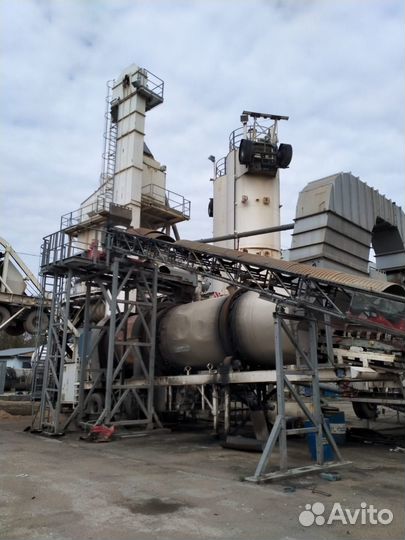 Асфальтобетонный завод на трассе М7 Москва-Казань