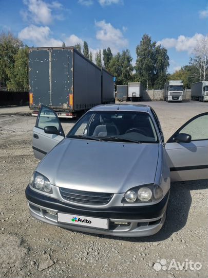Toyota Avensis 1.6 МТ, 1999, 350 000 км