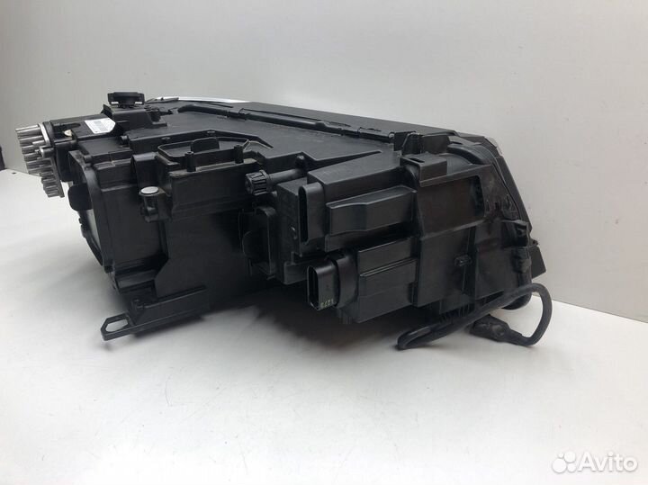 Фара левая Volkswagen Tiguan 2017-2020 Full Led