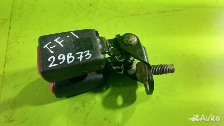 Ответная часть ремней безопасности для Ford Focus