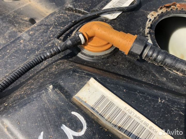 Бак топливный Audi A4 b7 B7