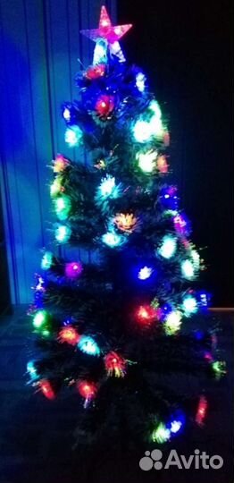 Елка искусственная со встроенной гирляндой