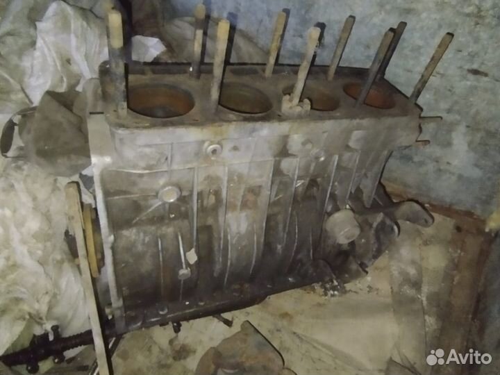 Двигатель газ