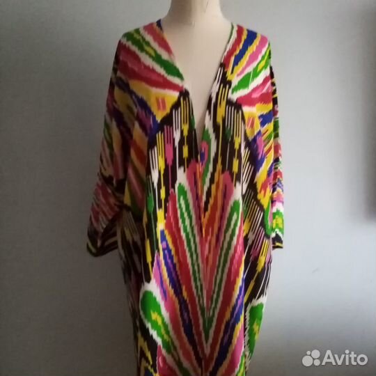 Узбекский шелковый халат из иката. Бохо кафтан