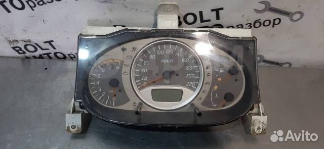 Щиток приборов Nissan Almera Tino V10M