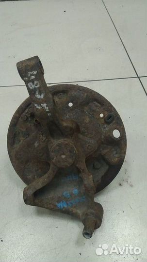 Ступица с кулаком задняя правая Kia Spectra