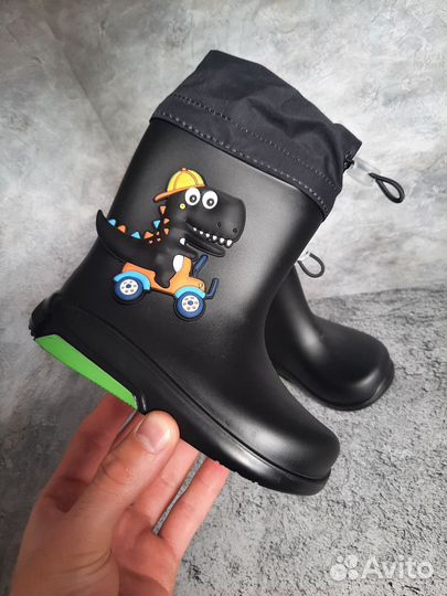 Кроссовки детские