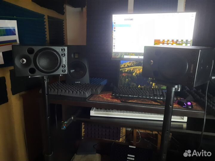 Продам студийные мониторы Yamaha MSP3A + стойки