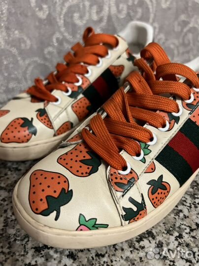 Кроссовки gucci