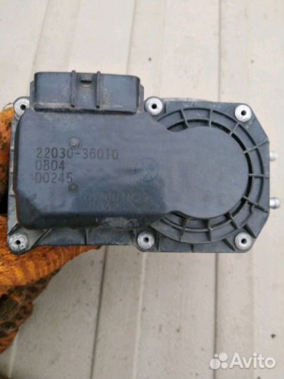 Дроссельная заслонка 2203036010 Toyota