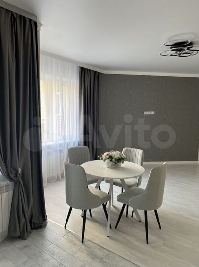 2-к. квартира, 70 м², 5/18 эт.