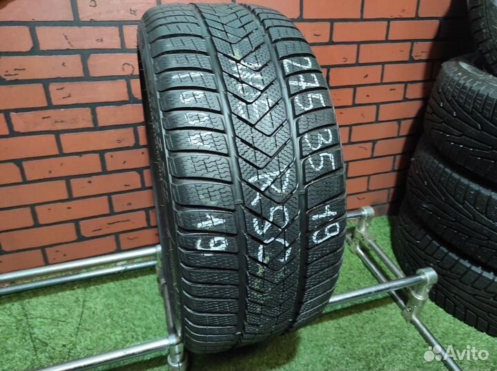 Pirelli Winter Sottozero 3 275/35 R19 100V