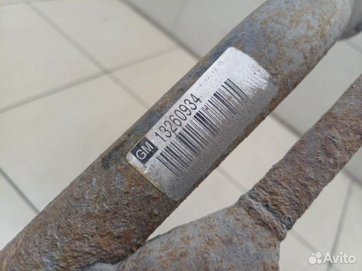 Горловина топливного бака Opel Astra GTC J