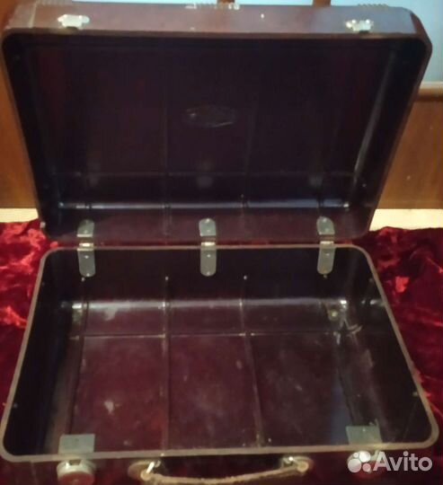 Баул, футляр карболитовый