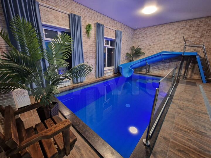 Дом 170 м² на участке 5 сот.