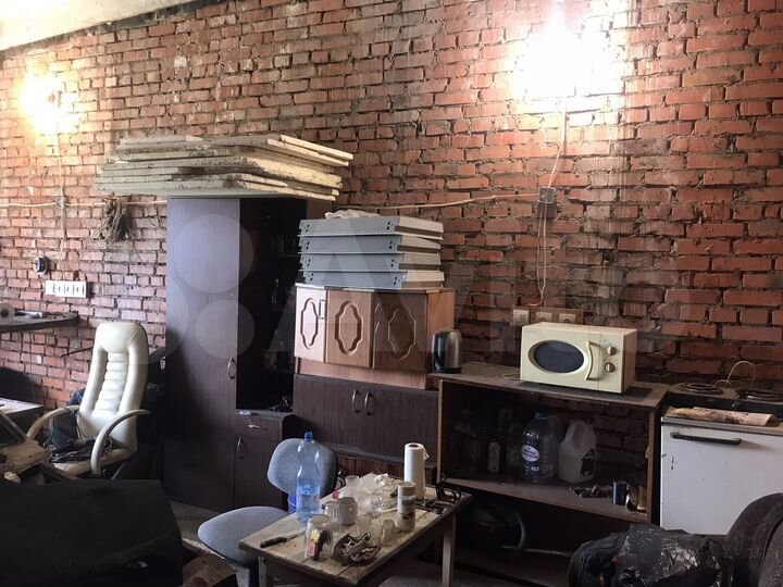 Гараж, > 30 м²