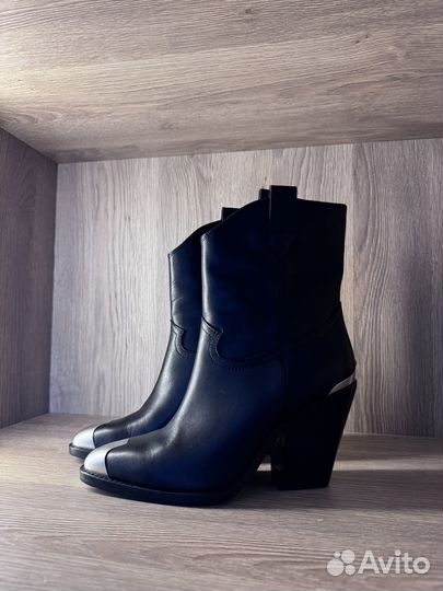 Ботильоны ASH