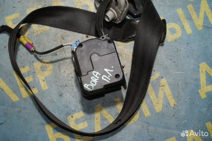 Ремни безопасности передние Volkswagen Bora