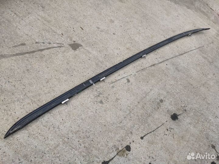 Рейлинг крыши правый на Opel Zafria B Рестайлинг