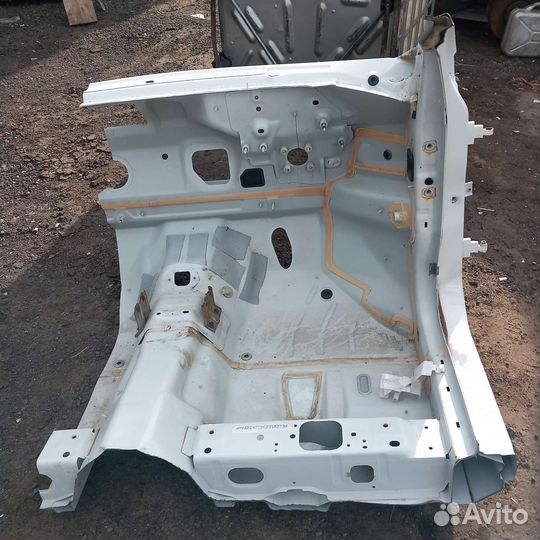 Вольво xc60 правая ланжерон