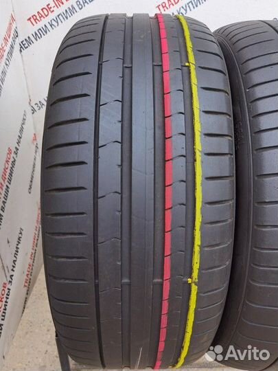 Pirelli P Zero 245/40 R19 94W