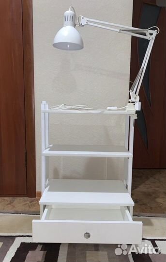 Косметологический столик